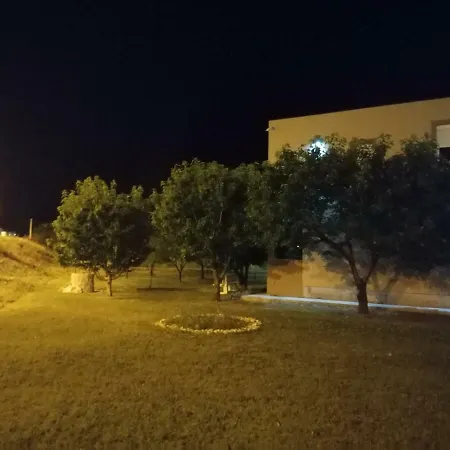 בית הארחה Dusica 3*