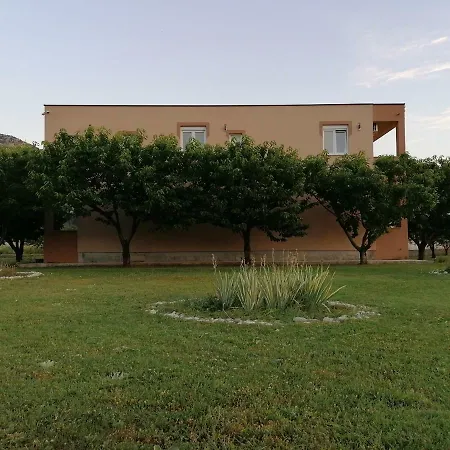 Guest house Vila Dusica
